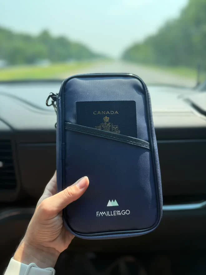 Famille on the Go - Étui pour passeport